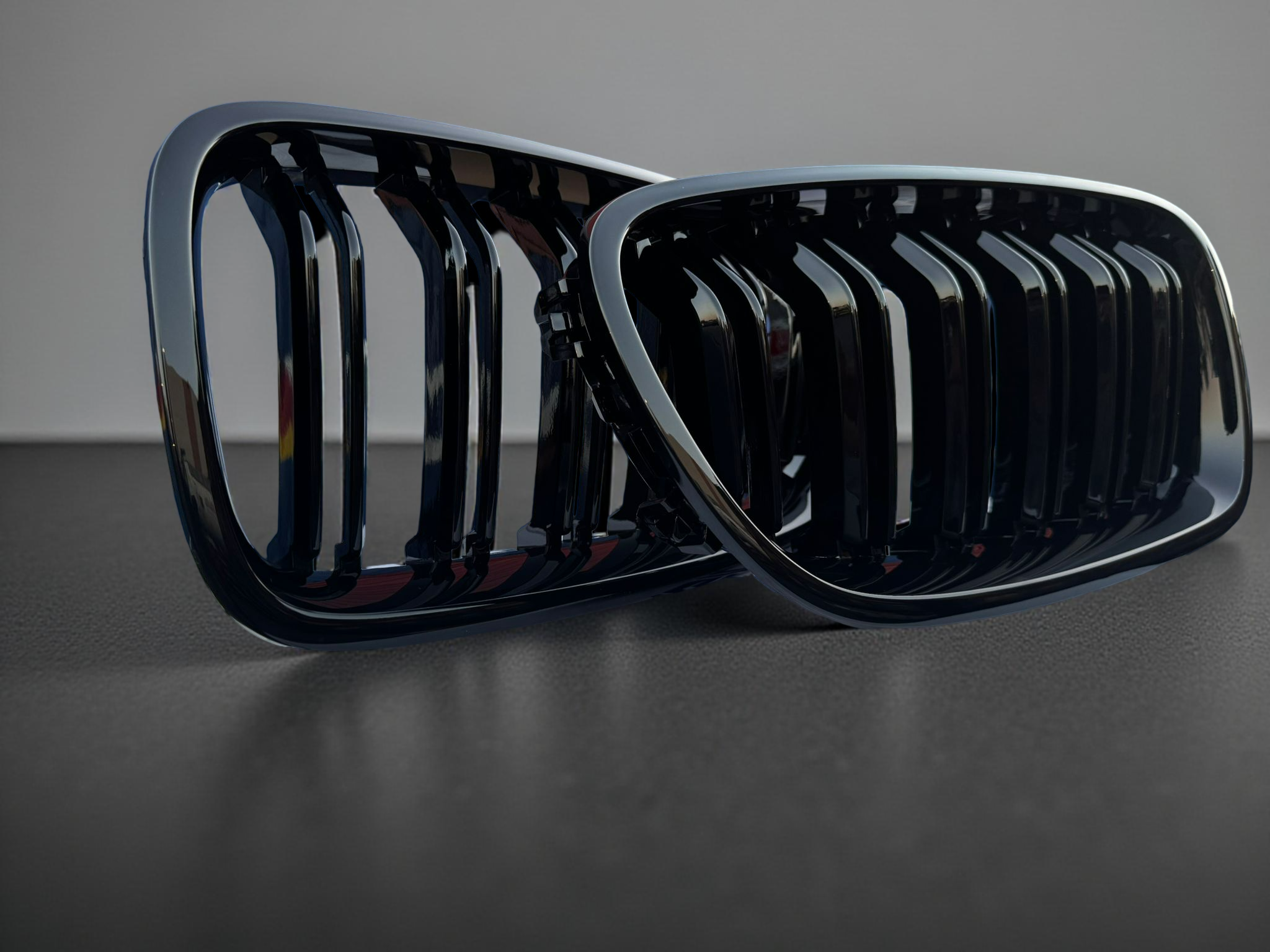 BMW 5 Series F10/F11/F18 Kidney Grille 2010-2017 – Gloss Black Dual Slats (Pair)