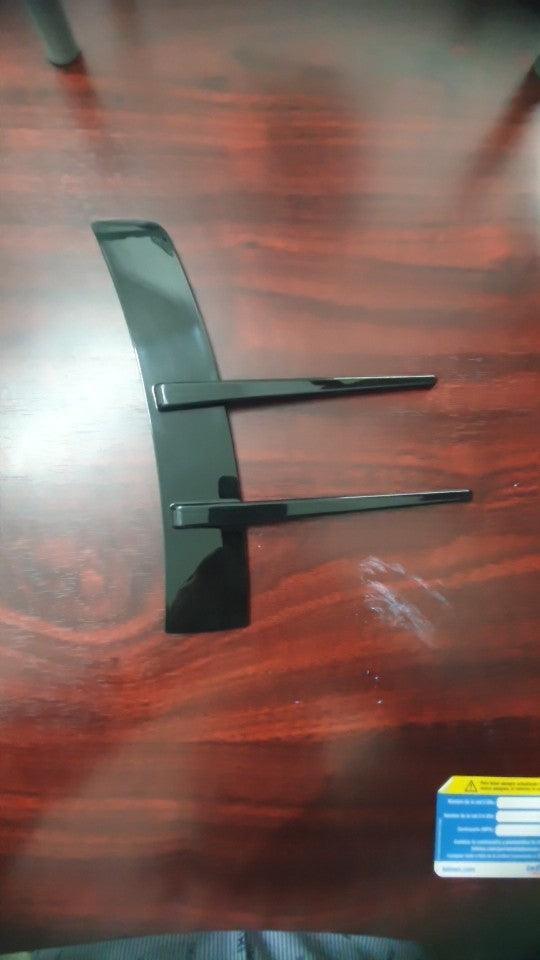 Side lips for the front bumper