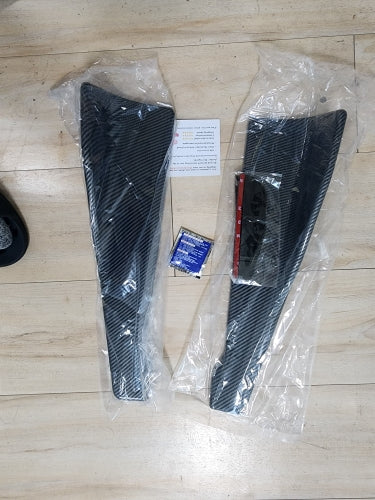 Universal Lateral extension for the threshold