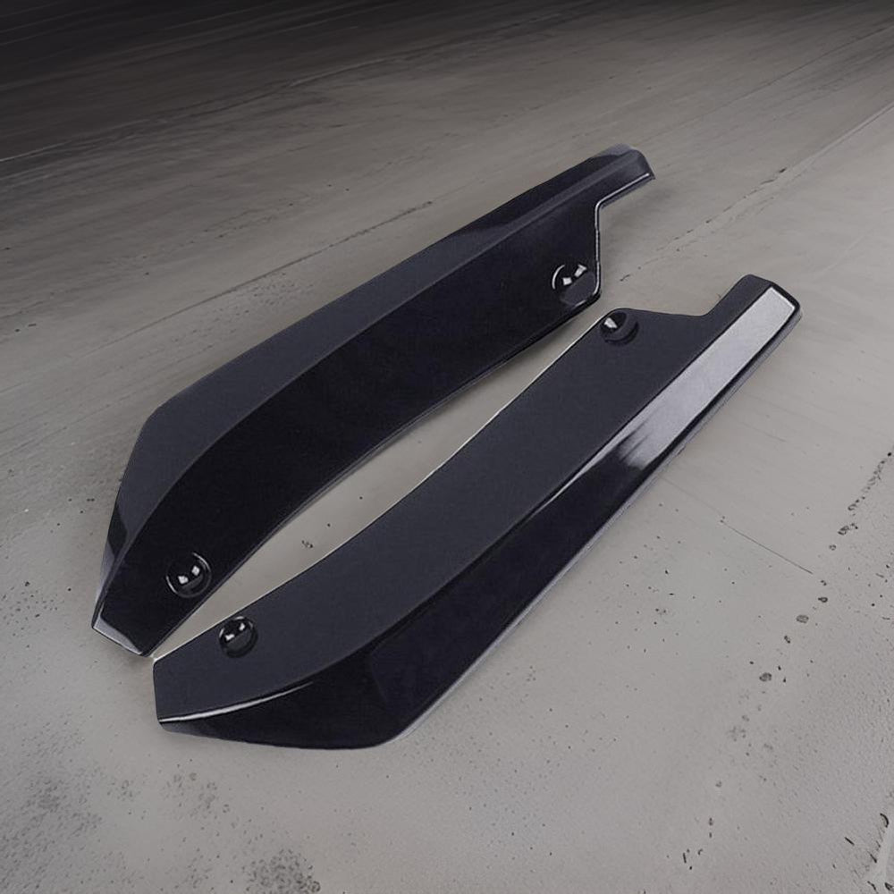 Universal car side fenders for the rear bumper