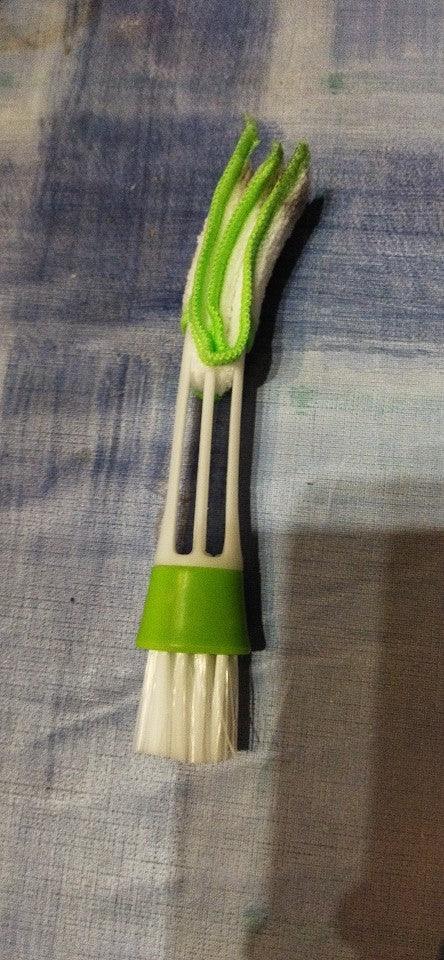 Professional Brush for Efficient Dust Removal and Care Accessories - One Beast Garage